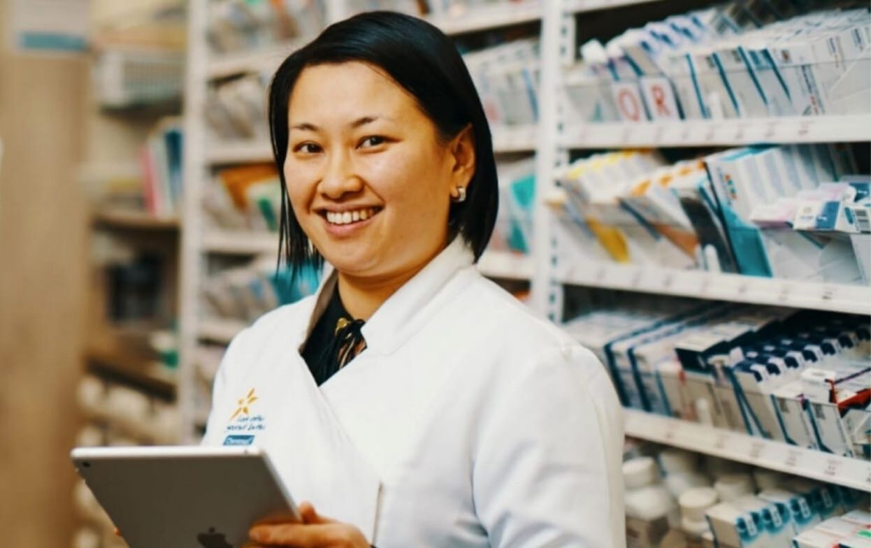 Image of pharmacist, Khanh Nguyen