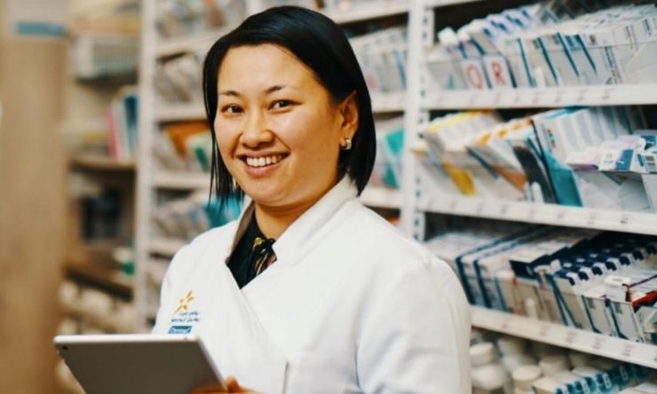 Image of pharmacist, Khanh Nguyen
