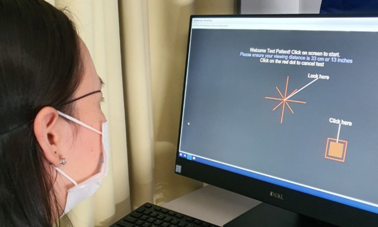Volunteer performing visual field test using a home PC running Melbourne Rapid Fields software